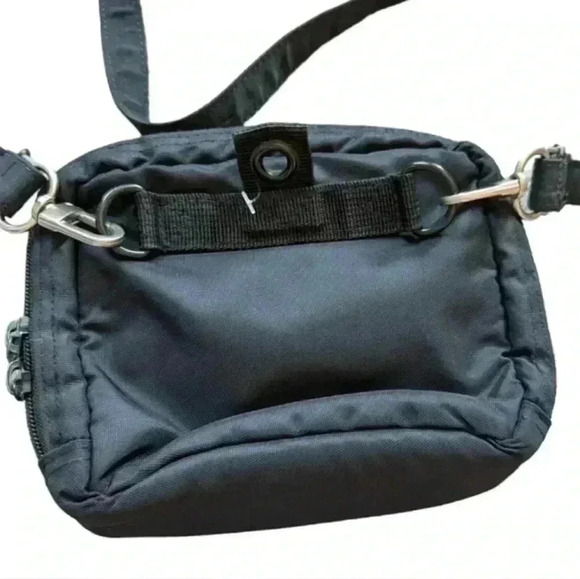 Derek Alexander Crossbody Bag Camera Black Nylon Unisex Square Long Strap Zipper - Picture 3 of 14
